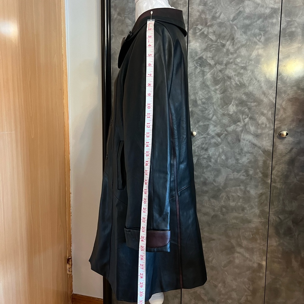 Elegant Black Faux Leather Women's Coat - Picture 4 of 10
